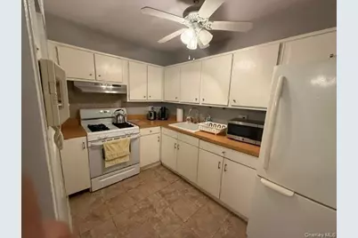 175 Archer Street #2E, Freeport, NY 11520 - Photo 15