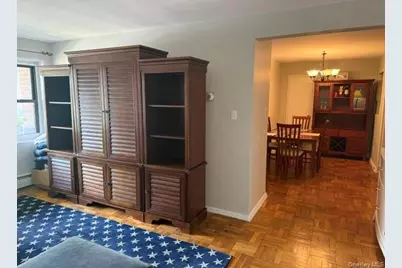 175 Archer Street #2E, Freeport, NY 11520 - Photo 3