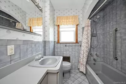 163-14 25th Drive, Flushing, NY 11358 - Photo 13