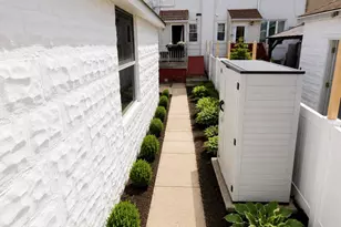 78-36 75th St, Glendale, NY 11385 - Photo 21