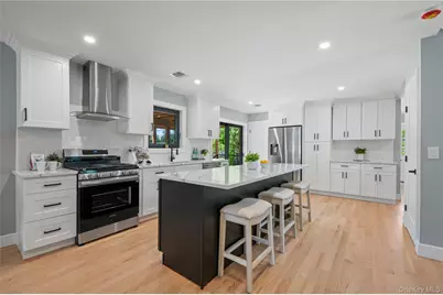 845 Islip Avenue, Central Islip, NY 11722 - Photo 5