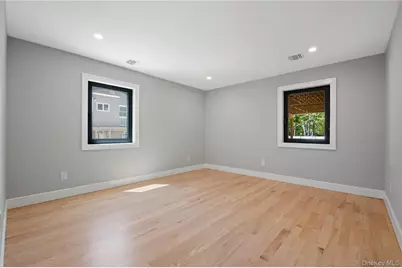 845 Islip Avenue, Central Islip, NY 11722 - Photo 19