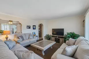 45 Dogwood Rd, West Islip, NY 11795 - Photo 5
