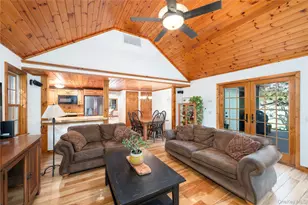 299 Baxtertown Rd, Fishkill, NY 12524 - Photo 5