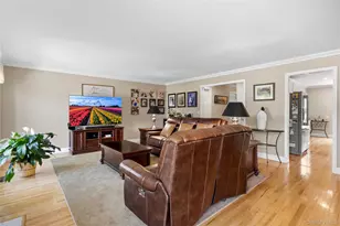 36 Sea Ct Ln, Port Jefferson, NY 11777 - Photo 13