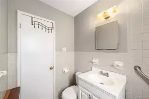 225-08 Stronghurst Ave, Queens Village, NY 11427 - Photo 9