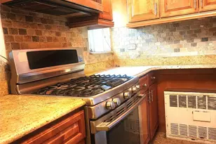 400 Cozine Ave, Brooklyn, NY 11207 - Photo 5