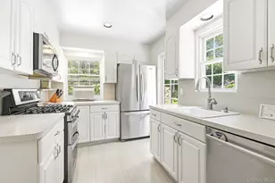 20 Revere Rd, Scarsdale, NY 10583 - Photo 11