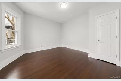 33 Manitou Avenue, Poughkeepsie, NY 12601 - Photo 7