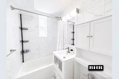 2461 E 29th Street #1F, Brooklyn, NY 11235 - Photo 9