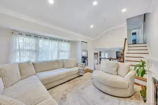 55 Prospect Ave, Brentwood, NY 11717 - Photo 9