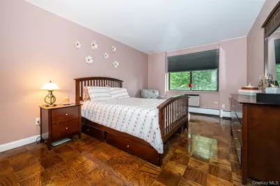 1101 Midland Avenue #210, Bronxville, NY 10708 - Photo 9