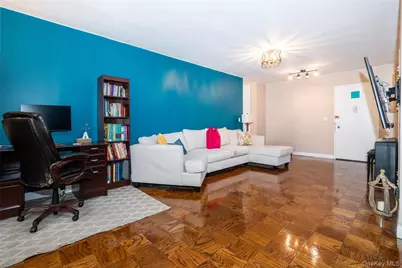 1101 Midland Avenue #210, Bronxville, NY 10708 - Photo 3