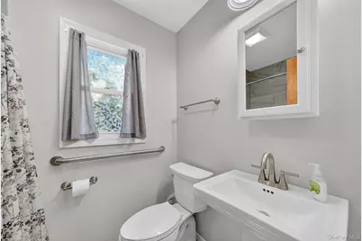 333 Oak Drive, New Windsor, NY 12553 - Photo 21
