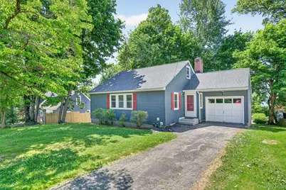 333 Oak Drive, New Windsor, NY 12553 - Photo 5