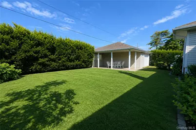 1108 McDonald Avenue, Wantagh, NY 11793 - Photo 27