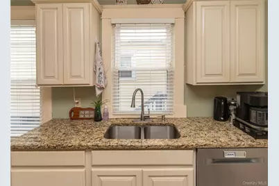 17 Streit Avenue, Poughkeepsie, NY 12603 - Photo 7