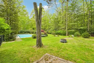 27 Cat Ridge Rd, North Salem, NY 10560 - Photo 9