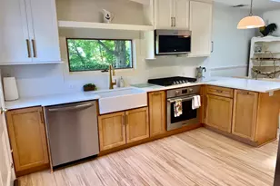 111 Fanning Ave, Hampton Bays, NY 11946 - Photo 5