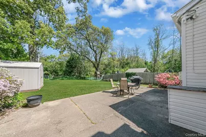 10 Magellan Avenue, Kings Park, NY 11754 - Photo 17
