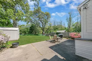 10 Magellan Ave, Kings Park, NY 11754 - Photo 17