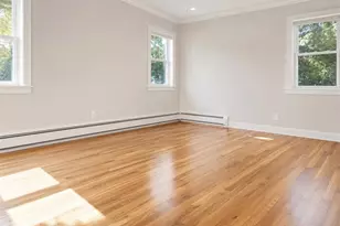 5 Eaton Rd, Syosset, NY 11791 - Photo 9