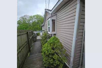 17 Randall Plaza, Port Jervis, NY 12771 - Photo 11