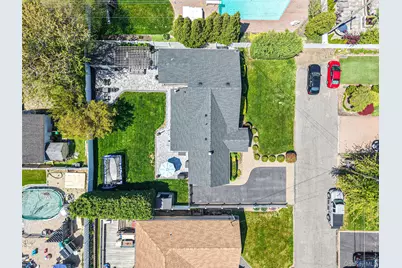 418 Bay 6th Street, West Islip, NY 11795 - Photo 5