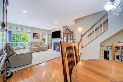 506 Southview Drive, Poughkeepsie, NY 12601 - Photo 9