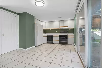 5 Imperial Drive, Selden, NY 11784 - Photo 9