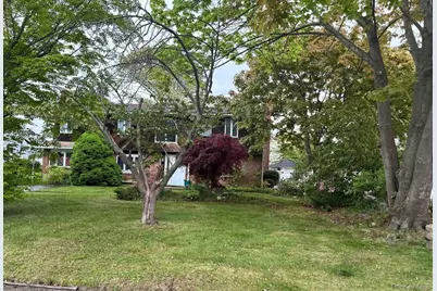 223 Sherry Street, East Islip, NY 11730 - Photo 3