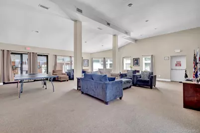 131 Village Circle West, Manorville, NY 11949 - Photo 25