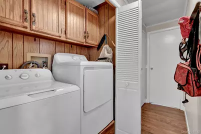 131 Village Circle West, Manorville, NY 11949 - Photo 13