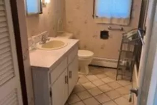 140 Texas St, Lindenhurst, NY 11757 - Photo 7
