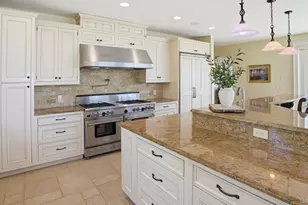 3172 Sound Ave, Calverton, NY 11933 - Photo 21