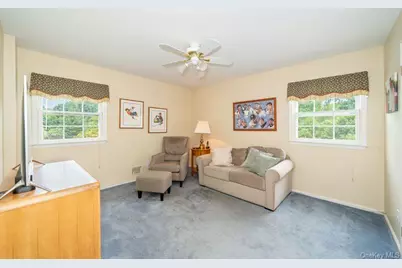 40 Hanson Lane, New Rochelle, NY 10804 - Photo 17