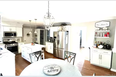 15 Silas Woods Road, Manorville, NY 11949 - Photo 7