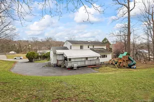 20 Algonquin Cir, Airmont, NY 10952 - Photo 43