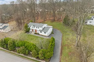 20 Algonquin Cir, Airmont, NY 10952 - Photo 3