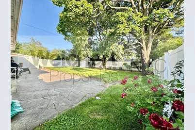 211 W 22nd, Huntington Station, NY 11746 - Photo 3