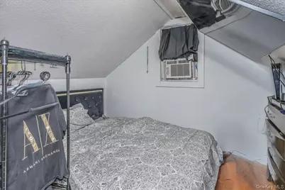237 Rhodes Avenue, Hempstead, NY 11550 - Photo 17