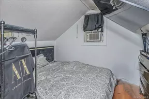 237 Rhodes Ave, Hempstead, NY 11550 - Photo 17