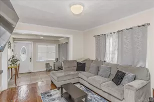237 Rhodes Ave, Hempstead, NY 11550 - Photo 7