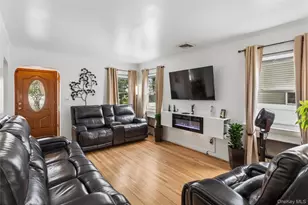 8 Cedarlawn Blvd, Valley Stream, NY 11580 - Photo 5