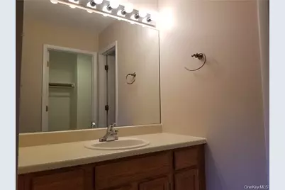 256 Heritage Lane, Monroe, NY 10950 - Photo 19