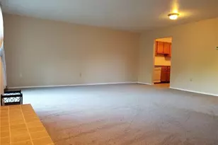 256 Heritage Ln, Monroe, NY 10950 - Photo 5