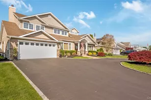 164 Pace Dr S, West Islip, NY 11795 - Photo 3