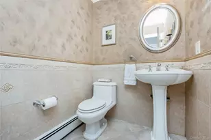 164 Pace Dr S, West Islip, NY 11795 - Photo 23