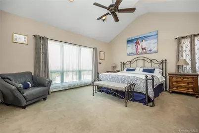 164 Pace Drive S, West Islip, NY 11795 - Photo 27