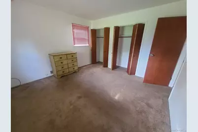 4 E Walnut Street #Floor 1, Central Islip, NY 11722 - Photo 5